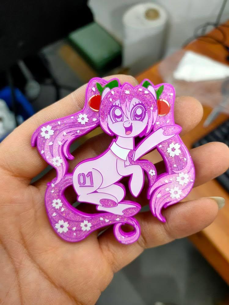 Hatsuneigh- Pink